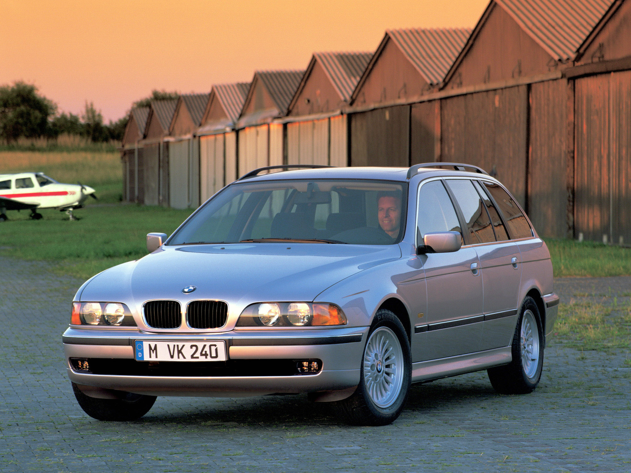 Размер колёс на BMW 5 (E39) 2000