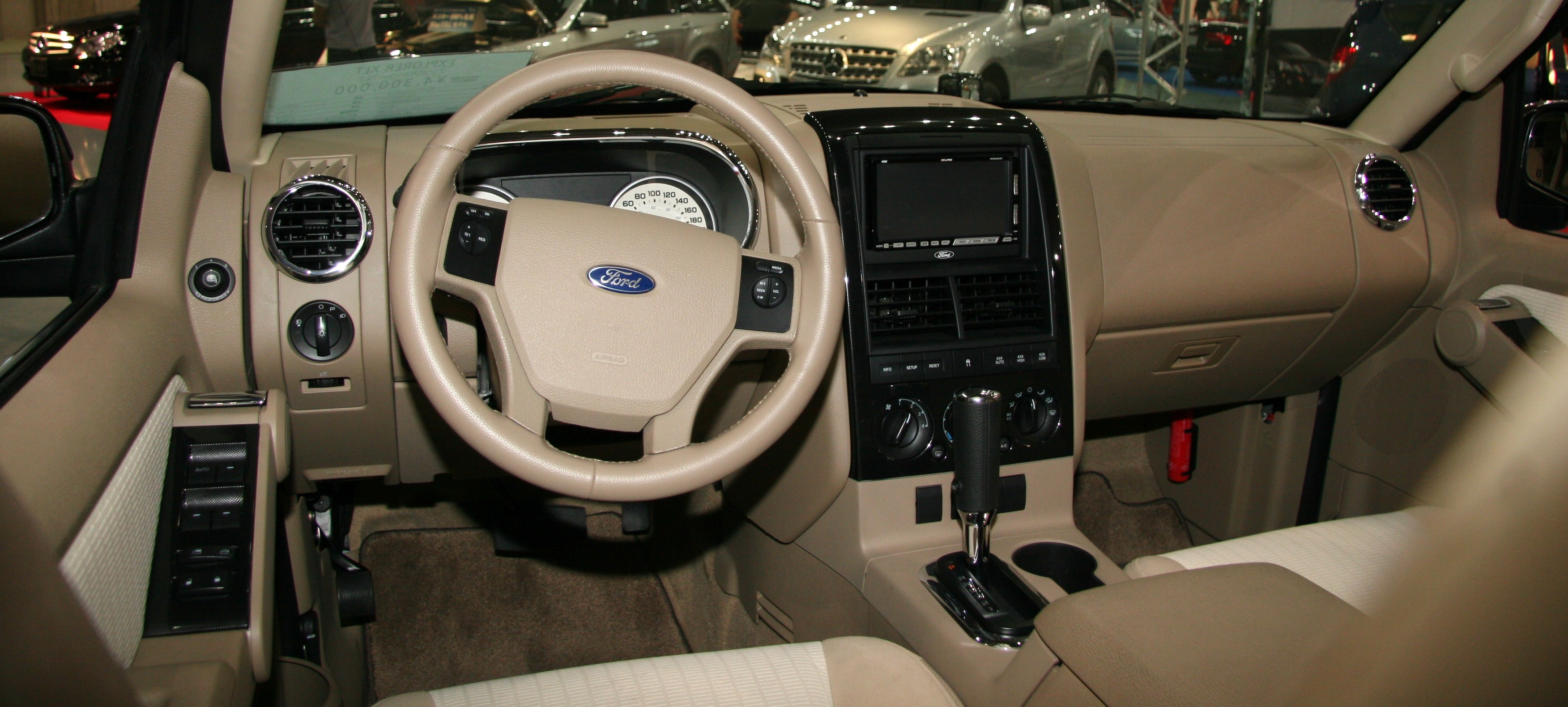 Размер колёс на Ford Explorer 2010