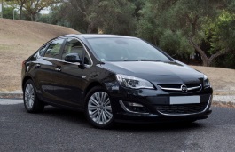 Opel Astra J Restyling Седан